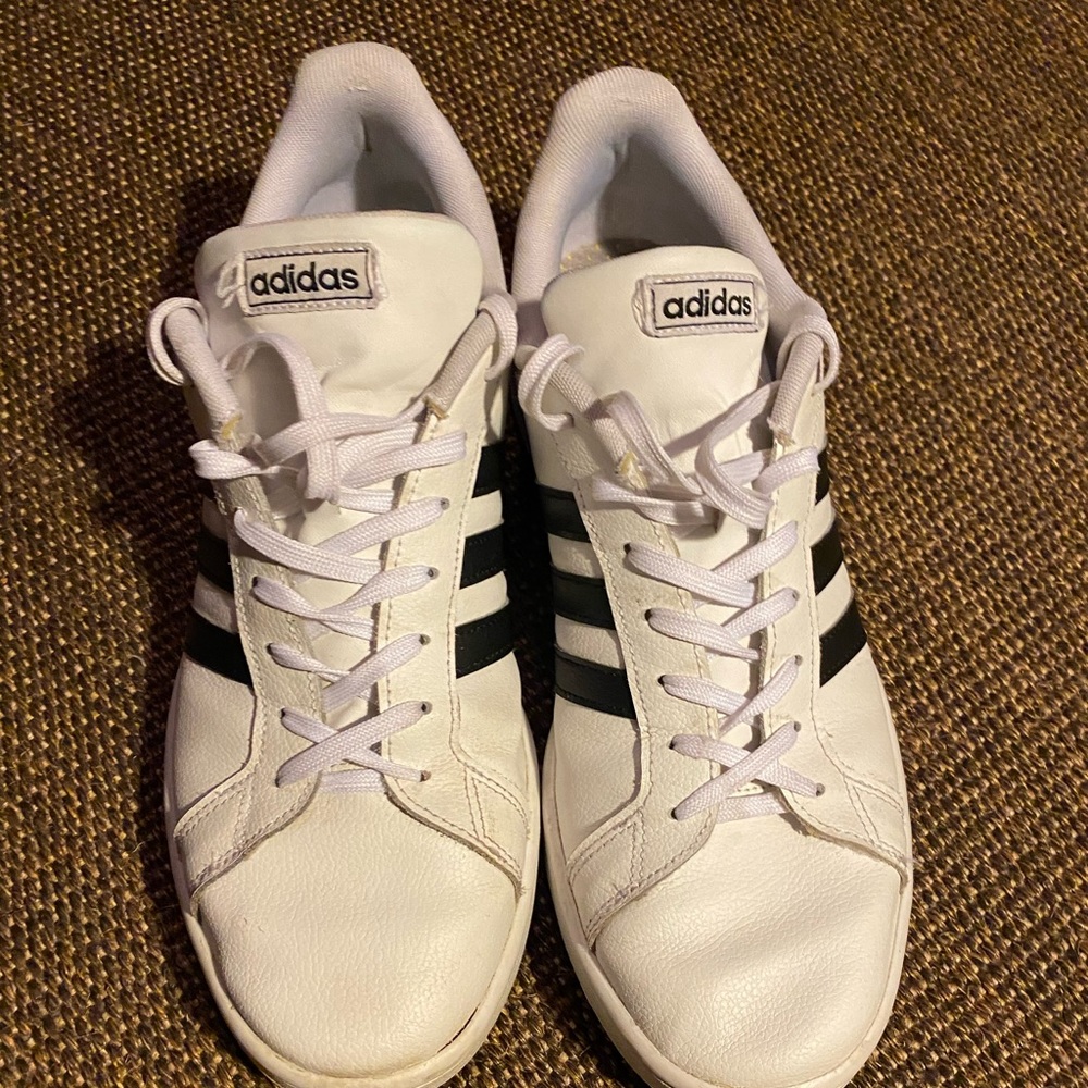 Adidas Grand Court Sneakers